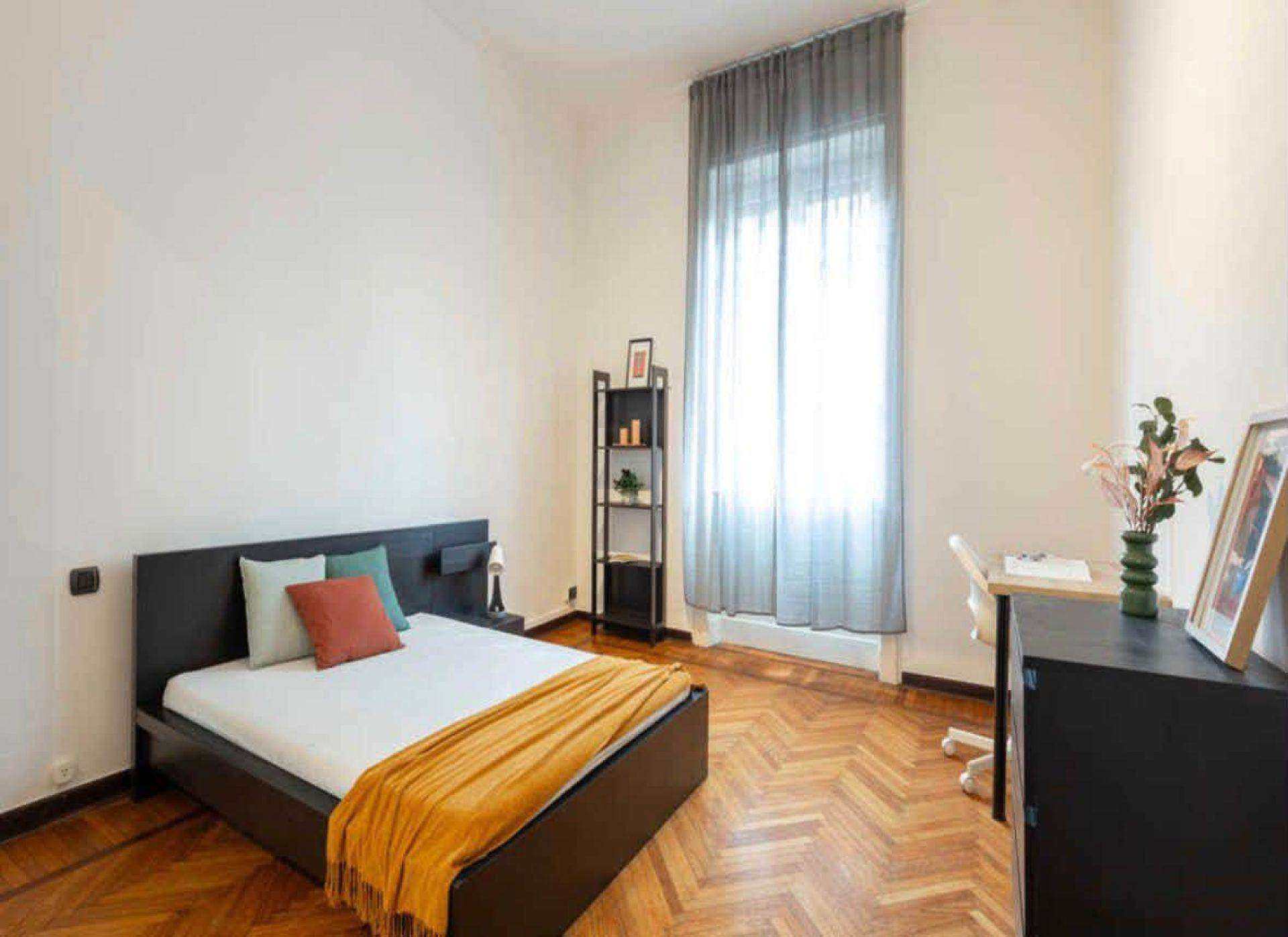 Room available in shared apartment — Porta Venezia (Milan)